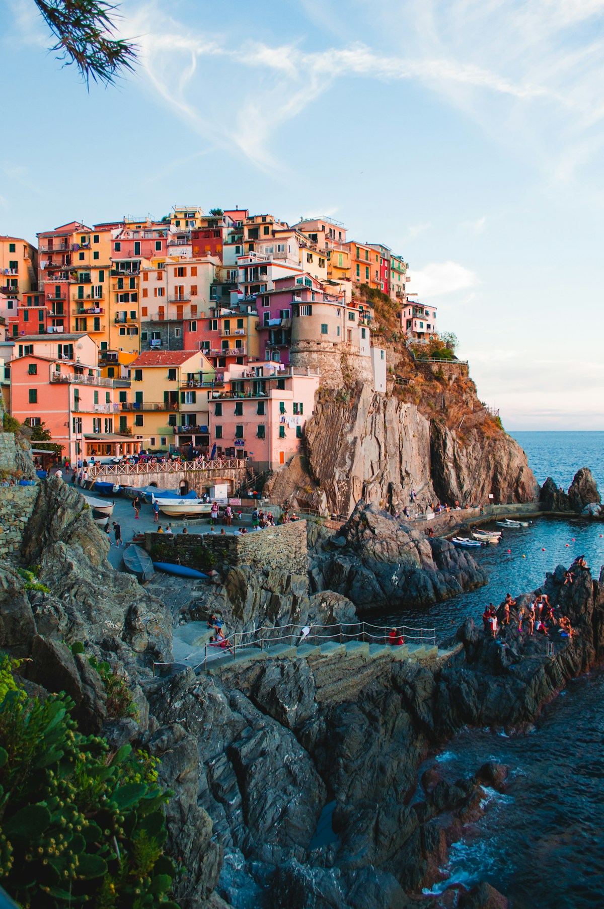 Case colorate affacciate sul mare delle Cinque Terre